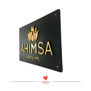 Biển hiệu cho tiệm bằng mica